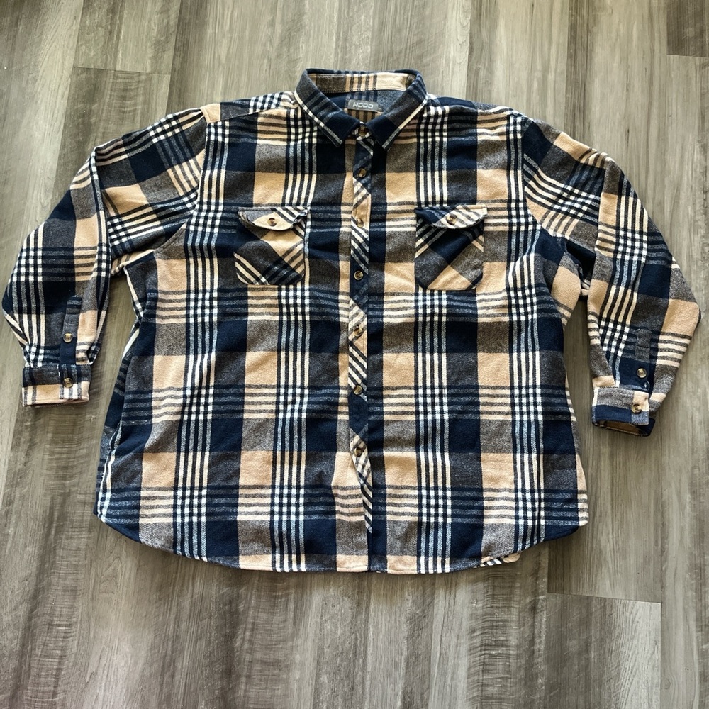 Casual Men's Plaid Button Down Shirt - Navy and Beige